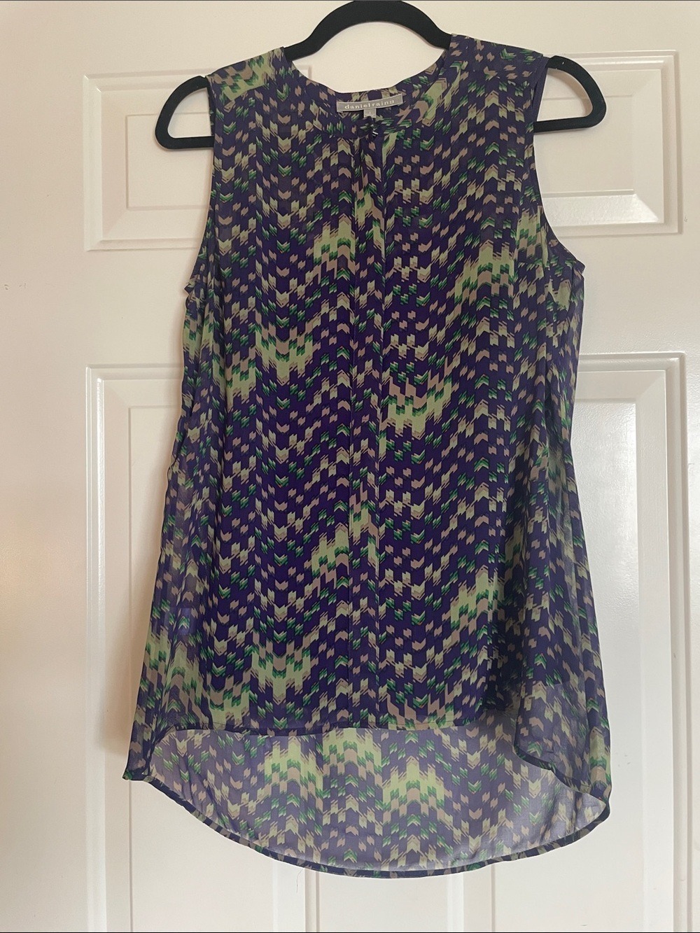Daniel Rainn Sleeveless Printed Blouse - Purple & Green/Yellow